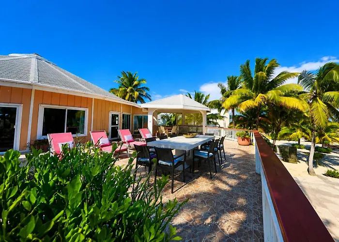 Casa Redonda - Upper Level Beachfront San Pedro (Ambergris Caye)