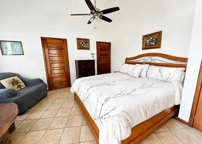 Apartment Casa Redonda - Upper Level Beachfront *